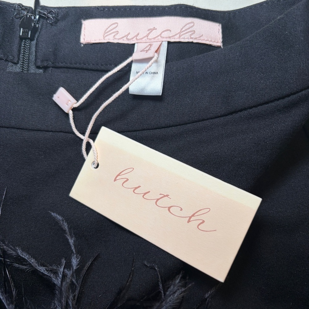 NEW! Hutch- Ponte Feather Pants Size 4 Black Flare Holiday Crop Ankle - Picture 9 of 9